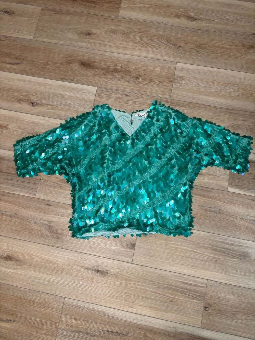 SHOMAX Vintage 100% Pure Silk Green Sequin and Beaded Top Size S